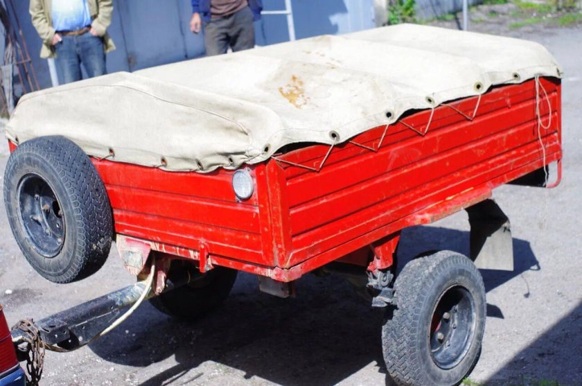 Легковой прицеп СМЗ 8129