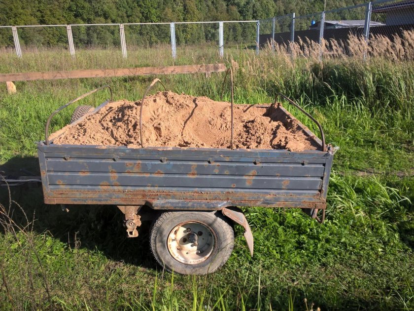 Прицеп НЛМК 8129