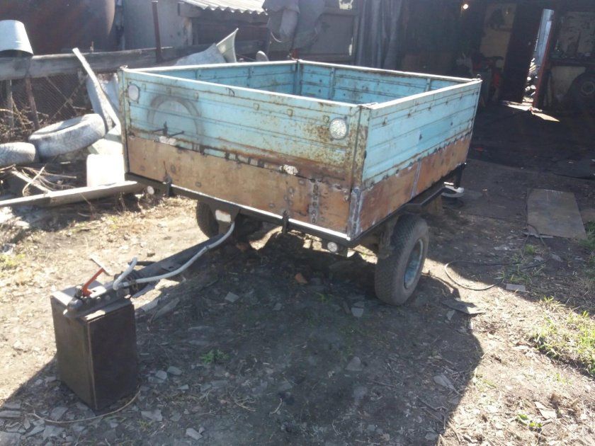 Прицеп НЛМК 8129