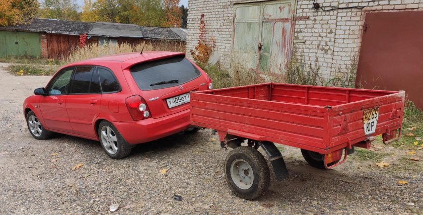 Легковой прицеп СМЗ 8129