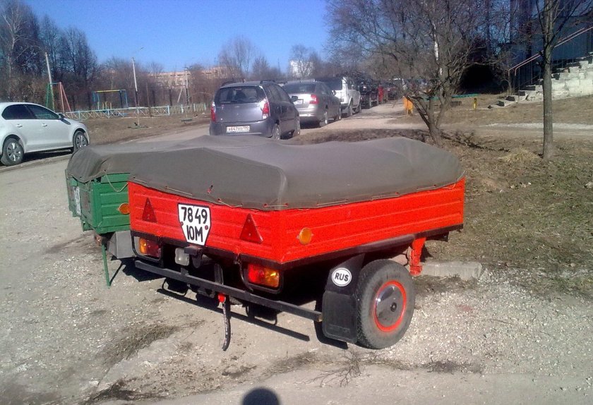 Легковой прицеп СМЗ 8129