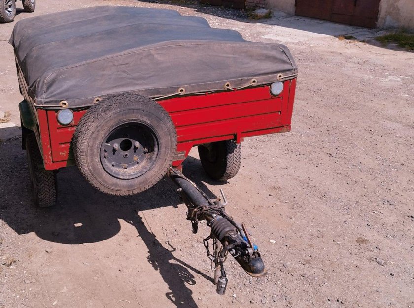 Прицеп к легковому автомобилю