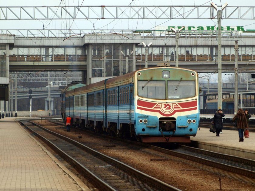 Дизель-поезд дпл2