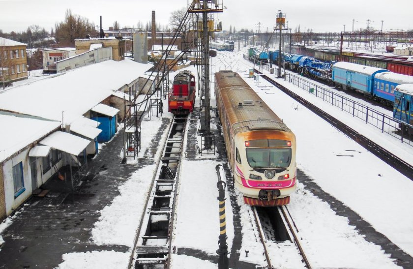 Электричка два вагона