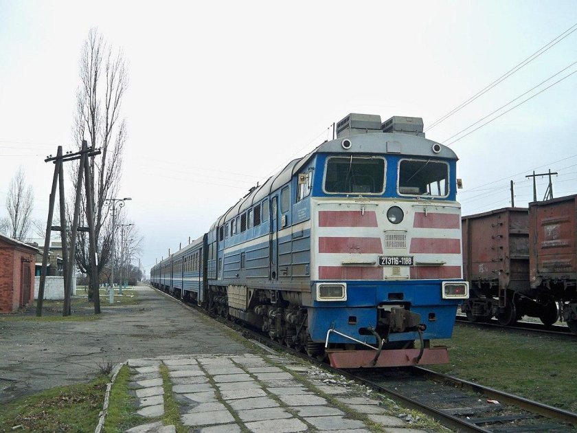 Дизель-поезд дпл2