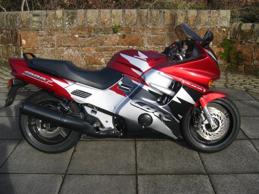 Хонда сбр 1000 ф