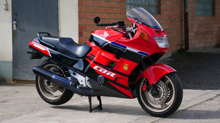 Honda CBR 1000f