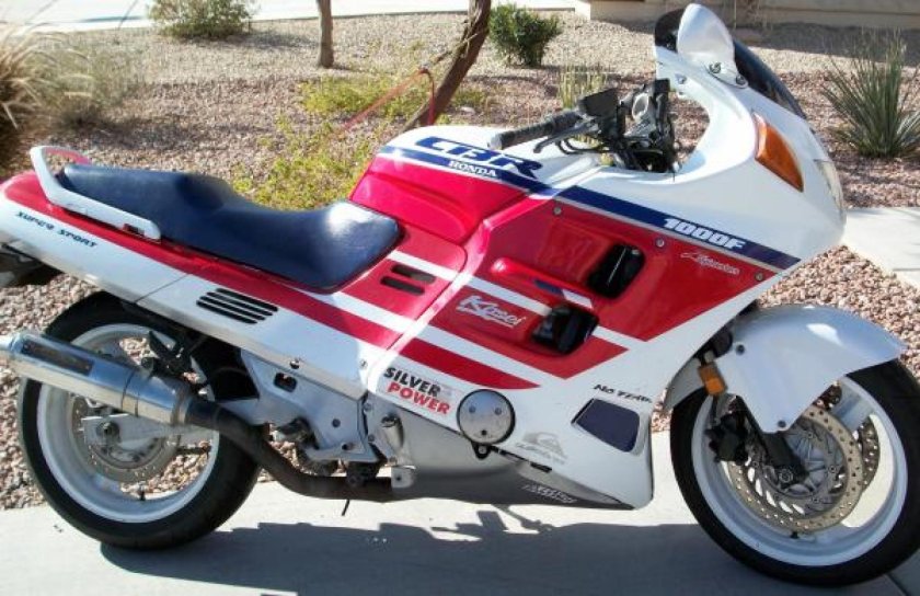 Honda cbr1000f 1000
