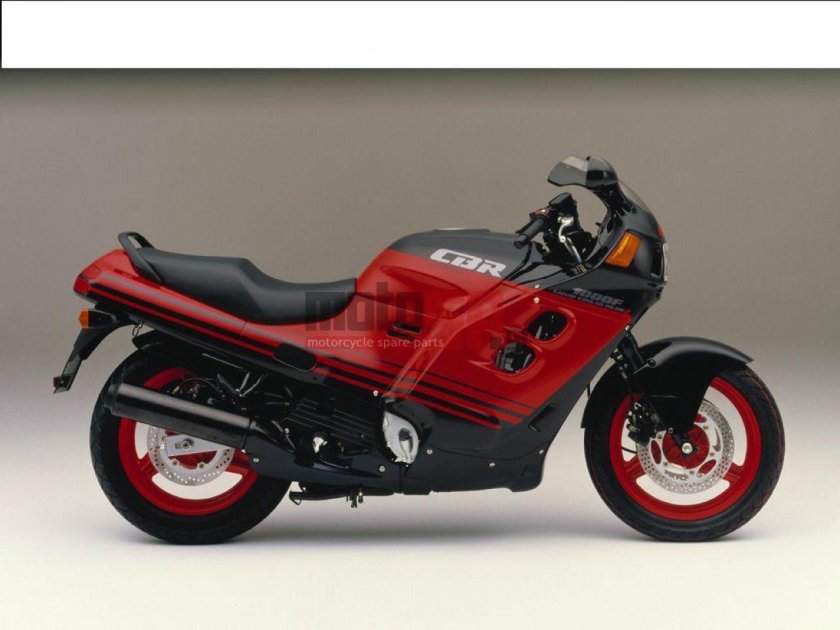 Honda CBR 1000f sc21