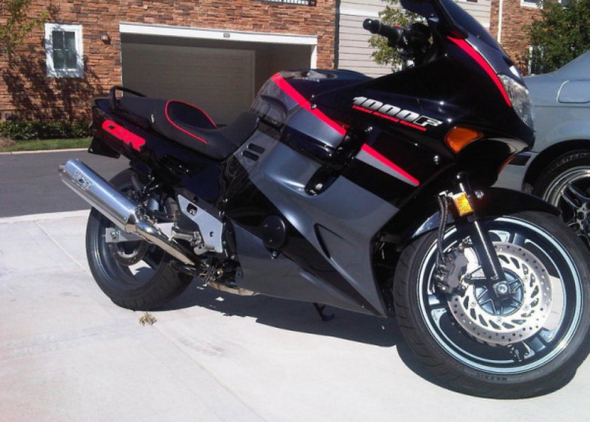 Honda cbr1000f 1000