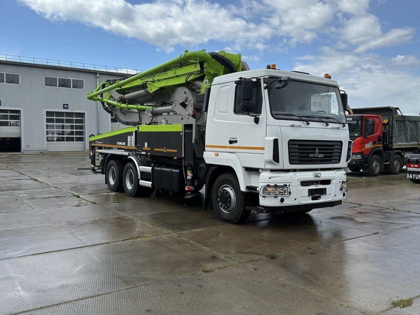 Автобетононасос зумлион