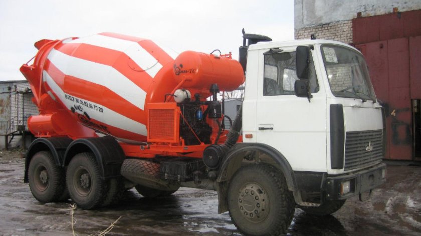 МАЗ 6303 бетономешалка