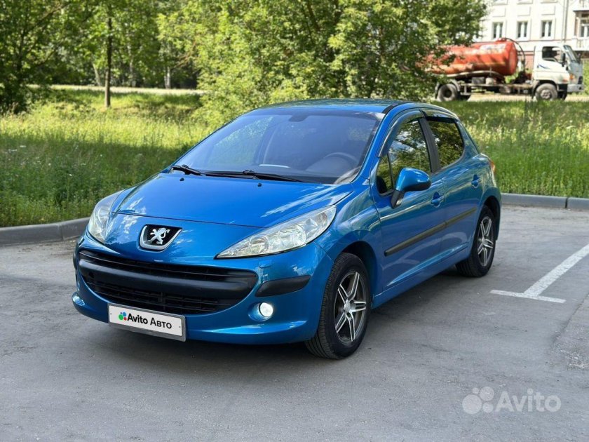 Peugeot 207 i