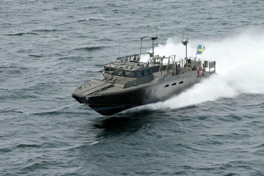 Шведский штурмовой катер cb90
