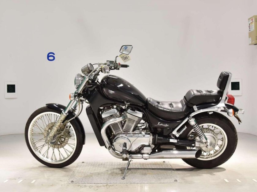 Сузуки интрудер 750