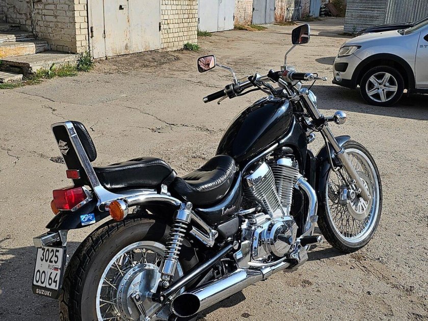 Мотоцикл suzuki intruder