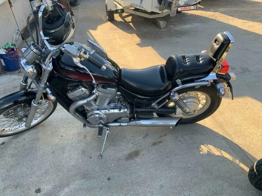 Сузуки интрудер 800