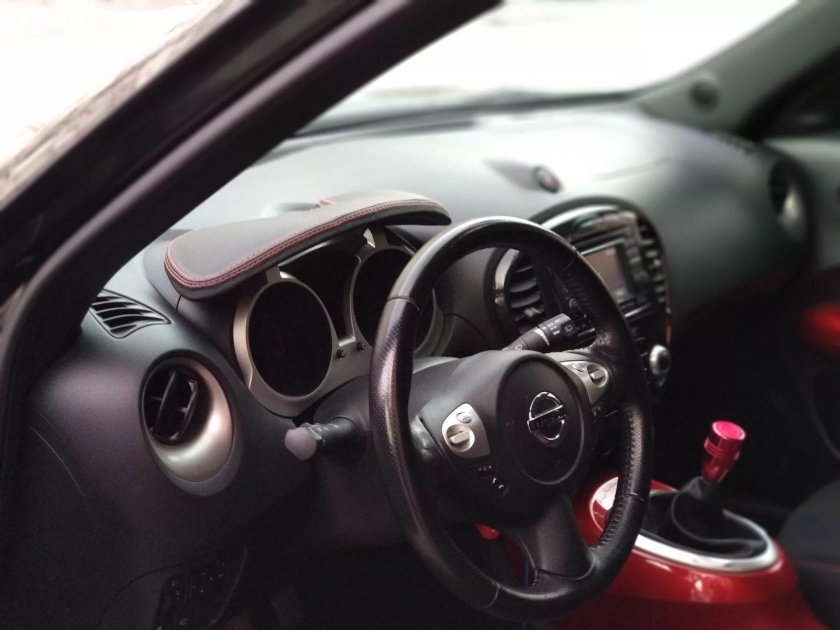 Nissan Juke Торпедо 2014