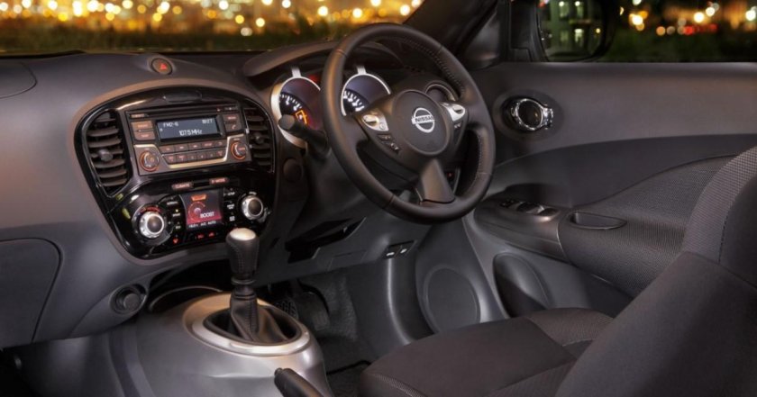 Nissan Juke 2015 салон
