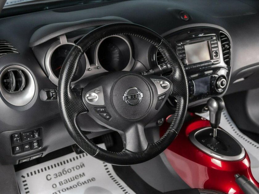 Nissan Juke Торпедо