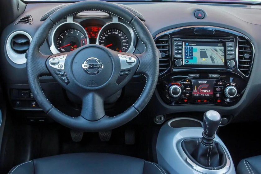 Nissan juke 2014 салон
