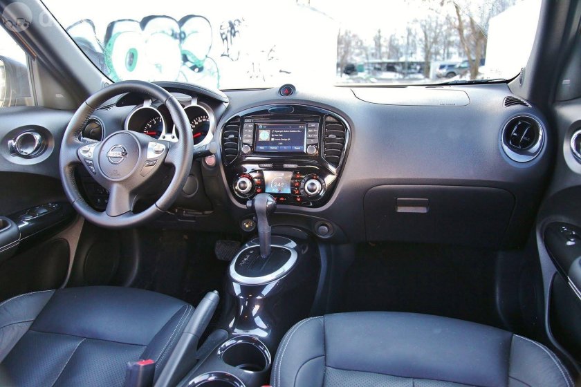 Nissan Juke Торпедо