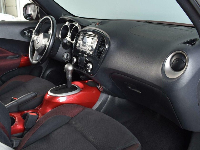 Ниссан Джук 2011