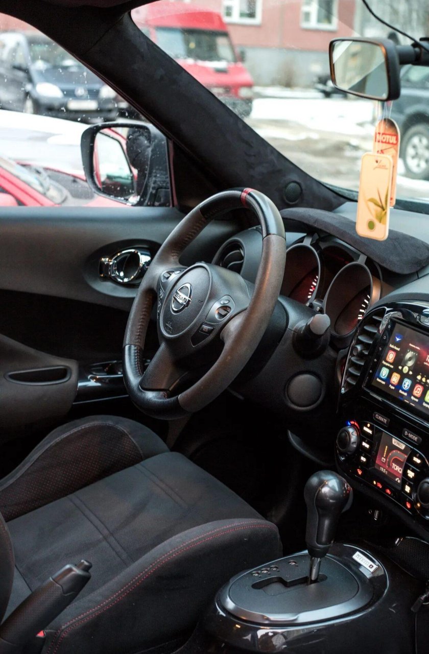 Ниссан Джук салон алькантара