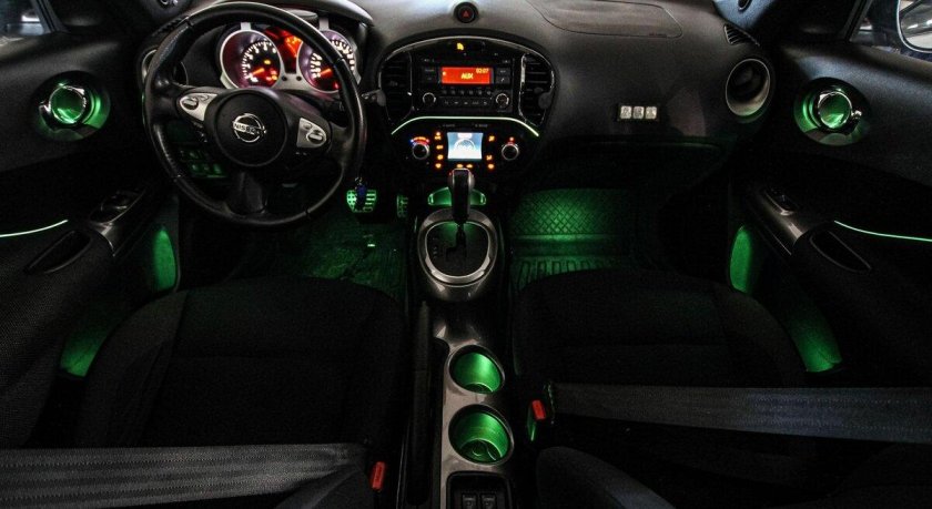 Nissan Juke контурная подсветка
