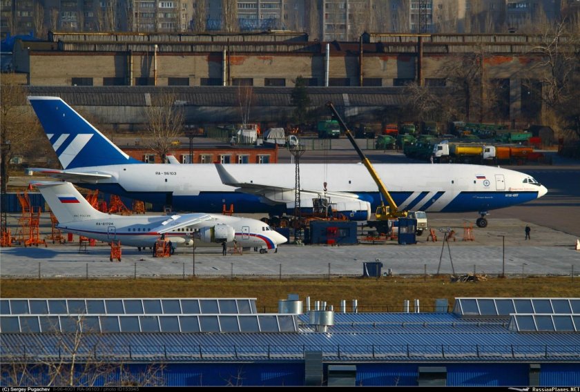Ил-96-400 ra-96103