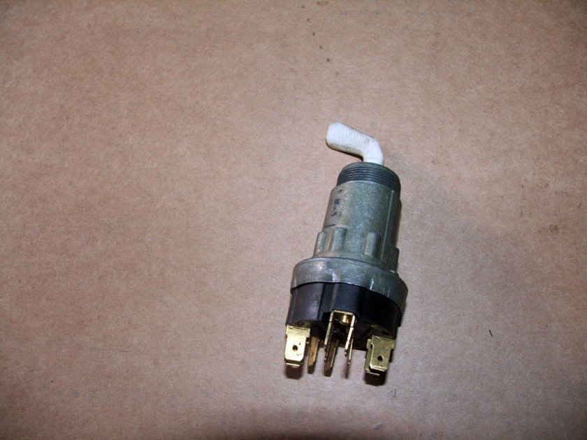 Замок зажигания дт75 артикул