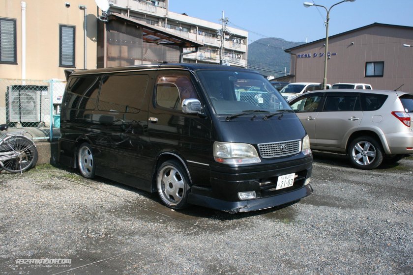 Toyota Hiace h100