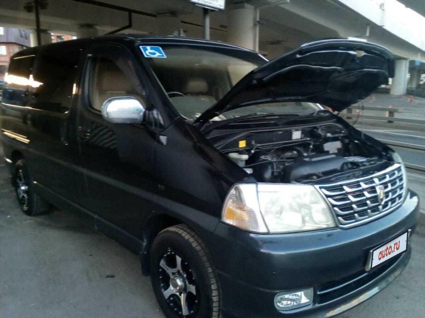 Toyota grand hiace 2000