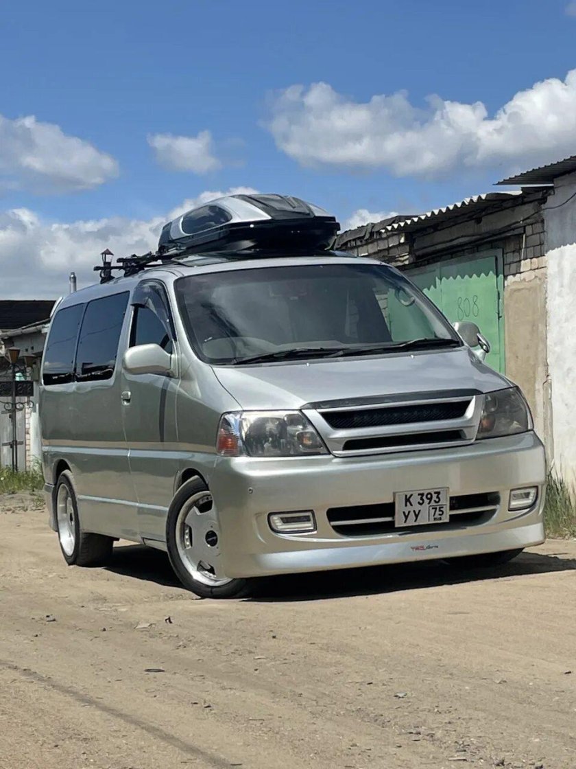 Тойота гранд хайс