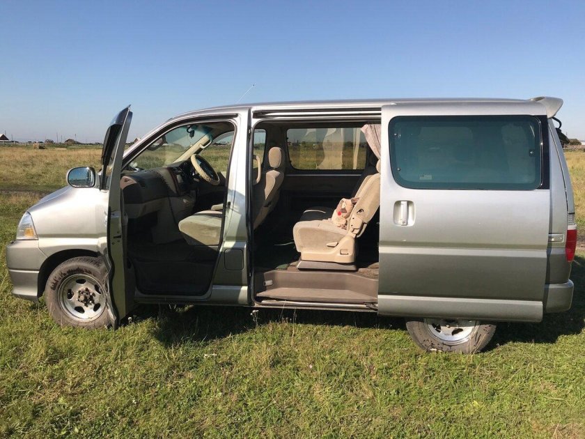 Тойота Grand Hiace 2001