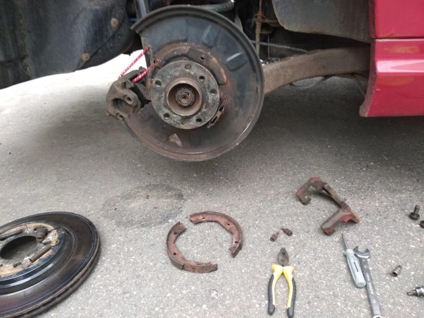 Проехалась на ручнике