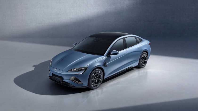 Автомобиль электрический