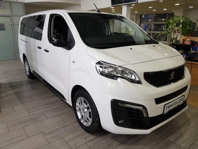 Пежо Травеллер белый