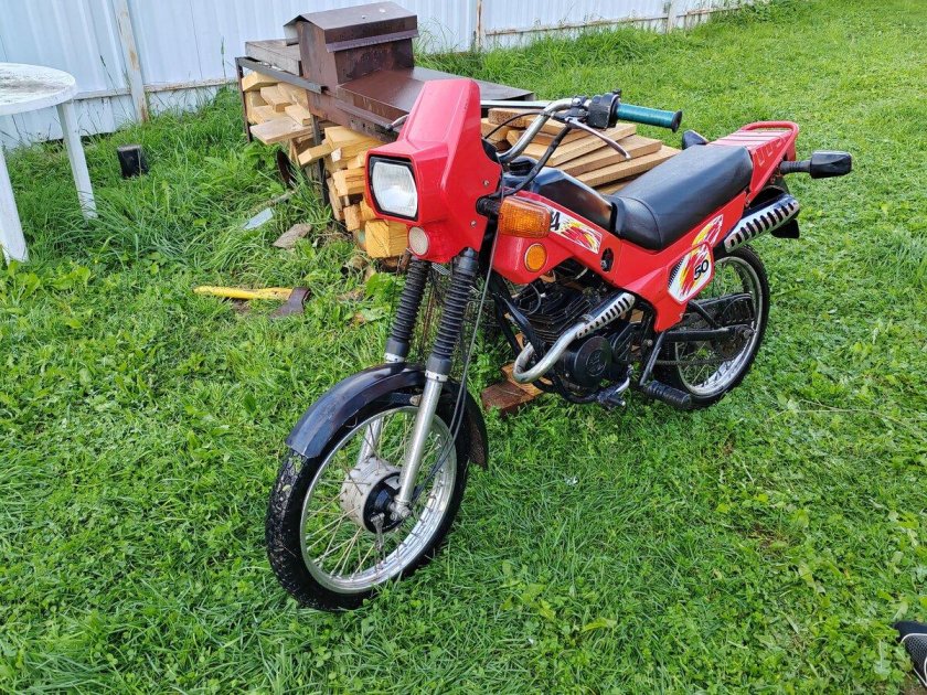 Мопед пилот зид 50