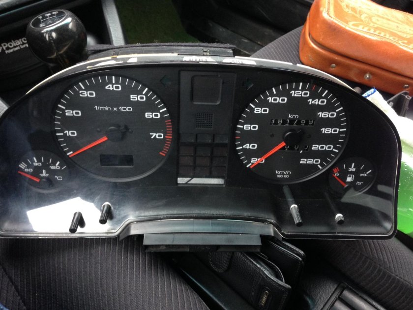 Приборная панель ауди 80 б 4