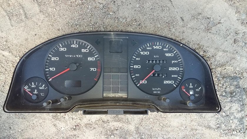 Приборная панель ауди 80 б 4