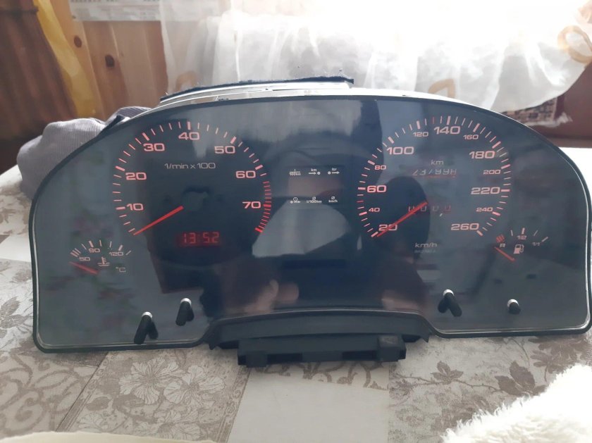 Ауди 80 спидометр