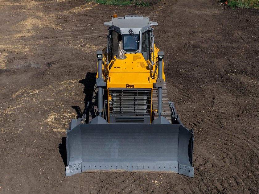 Бульдозер дст урал тм 10