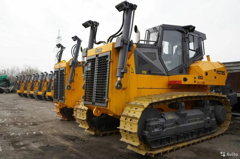 Бульдозер ДСТ-Урал d25