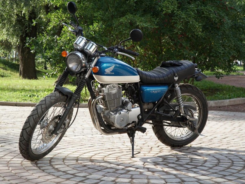 Honda cb400ss-e