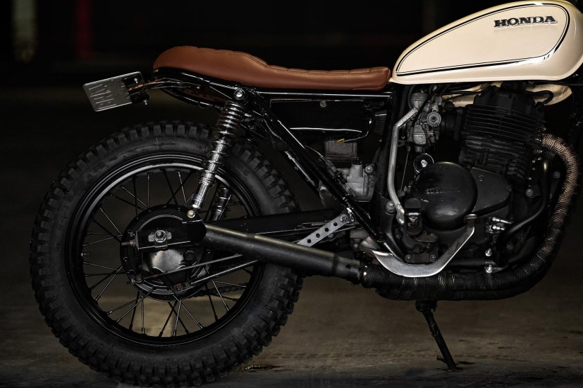 Honda cb400ss Scrambler