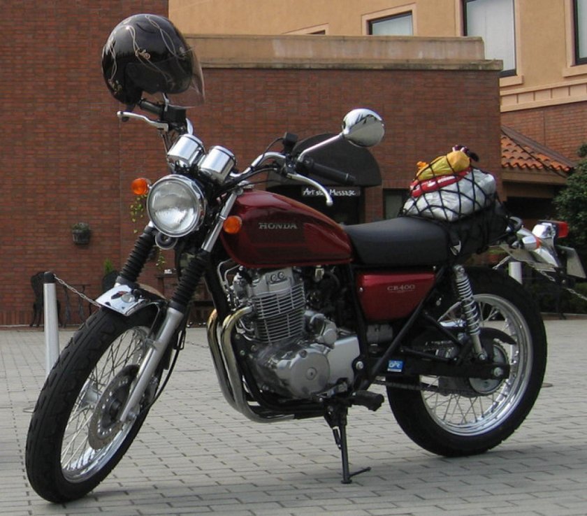 Honda CB 400