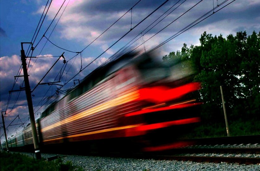 Скорый поезд