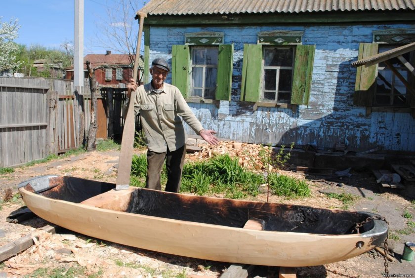 Лодка из бревна