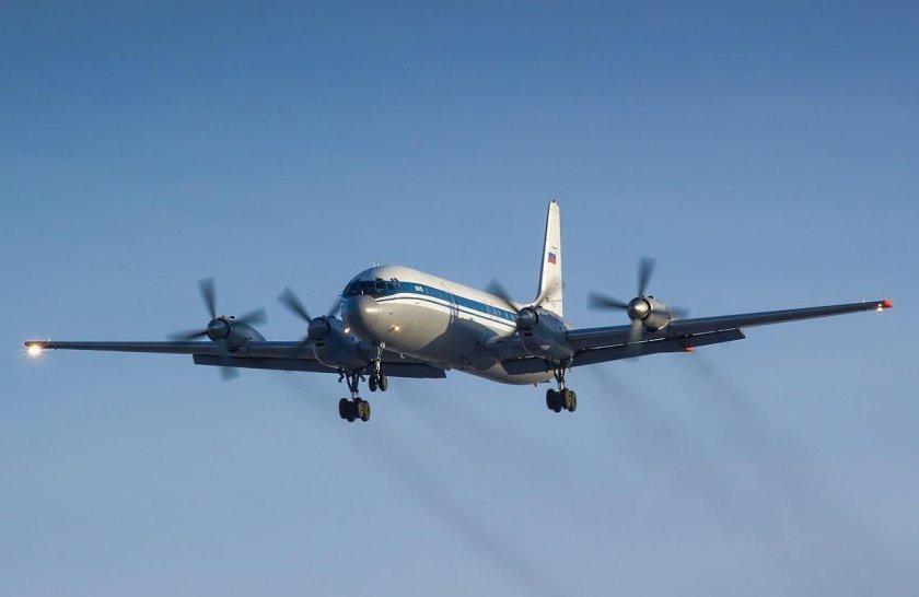 Турбовинтовой самолет ил 18